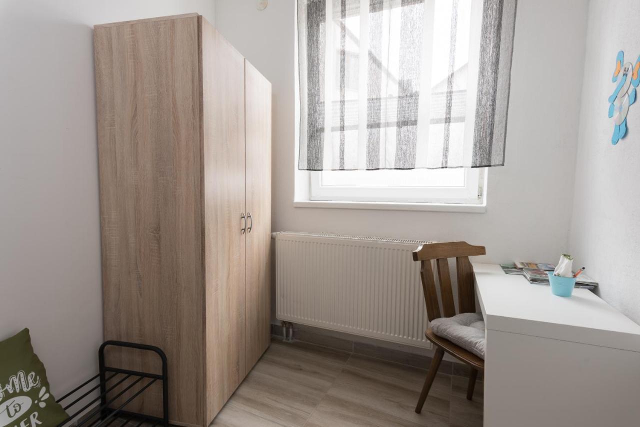 Apartmani Kod Marka Pozega Buitenkant foto